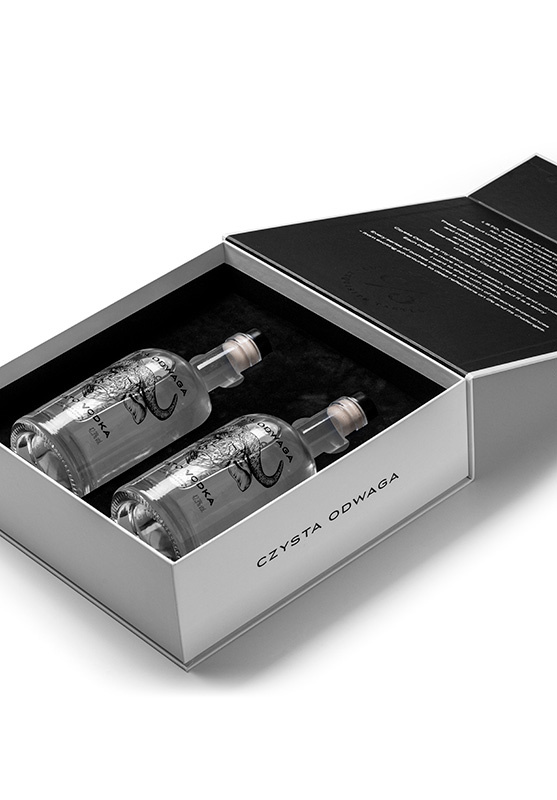 Home pol pm zestaw prezentowy z wodka ziemniaczana czysta odwaga 700 ml 2 sztuki w eleganckim pudelku 44 1